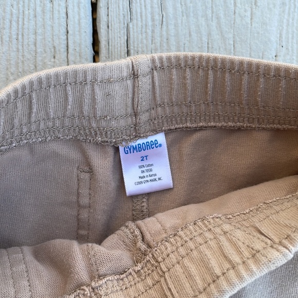 Gymboree 2T tan 100% cotton shorts - Pre-owned - Picture 4 of 4